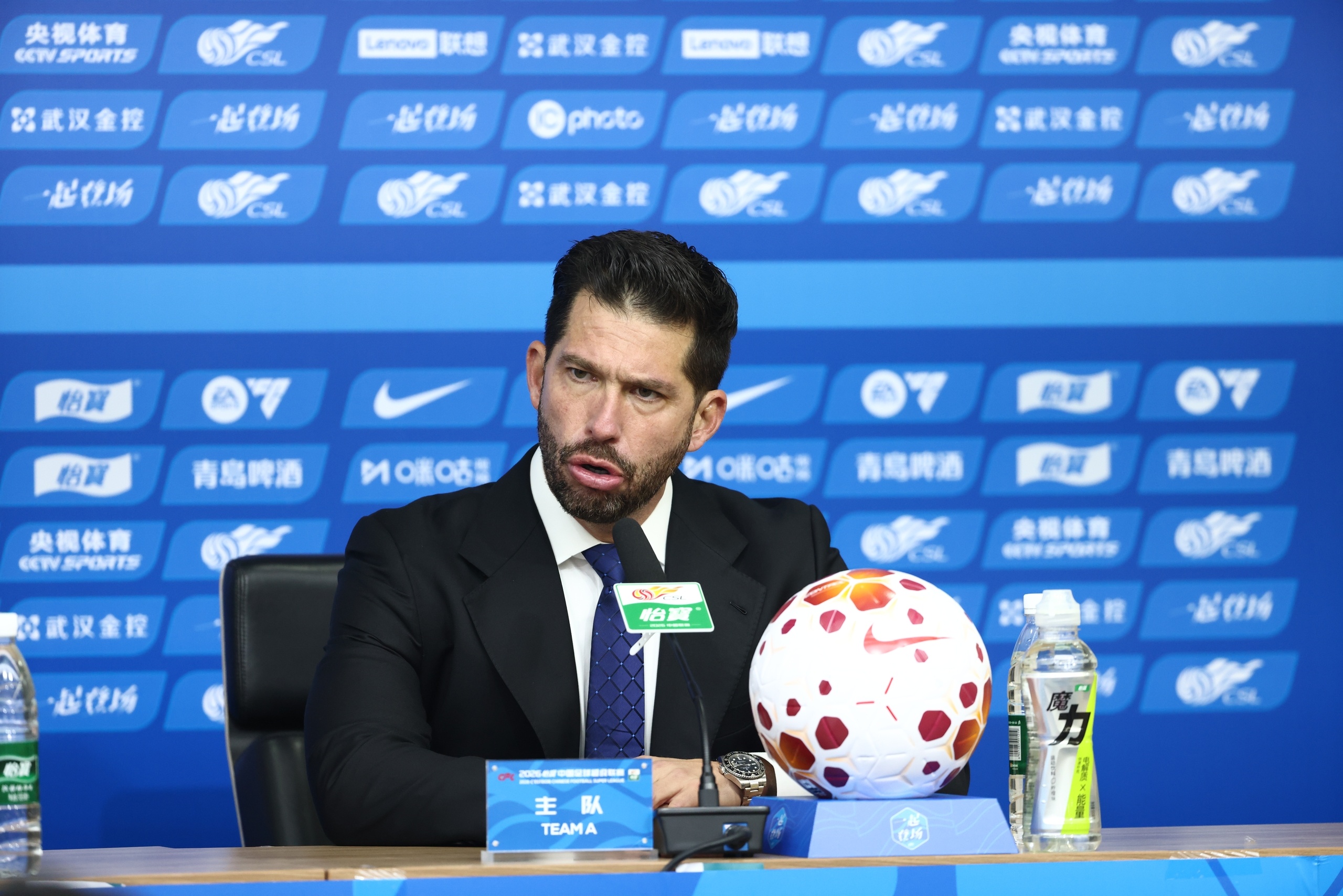 足球报：三镇用一场完胜重启追分之路，多重利好下有望稳步提升